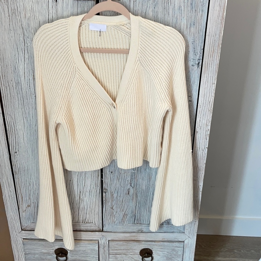 Isalis chunky knit cropped cardigan